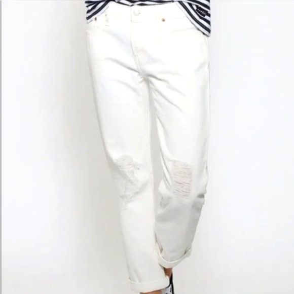 Levi's White 501 CT Customized & Tapered Distressed Crop Cotton Button Fly Jeans - Picture 1 of 16